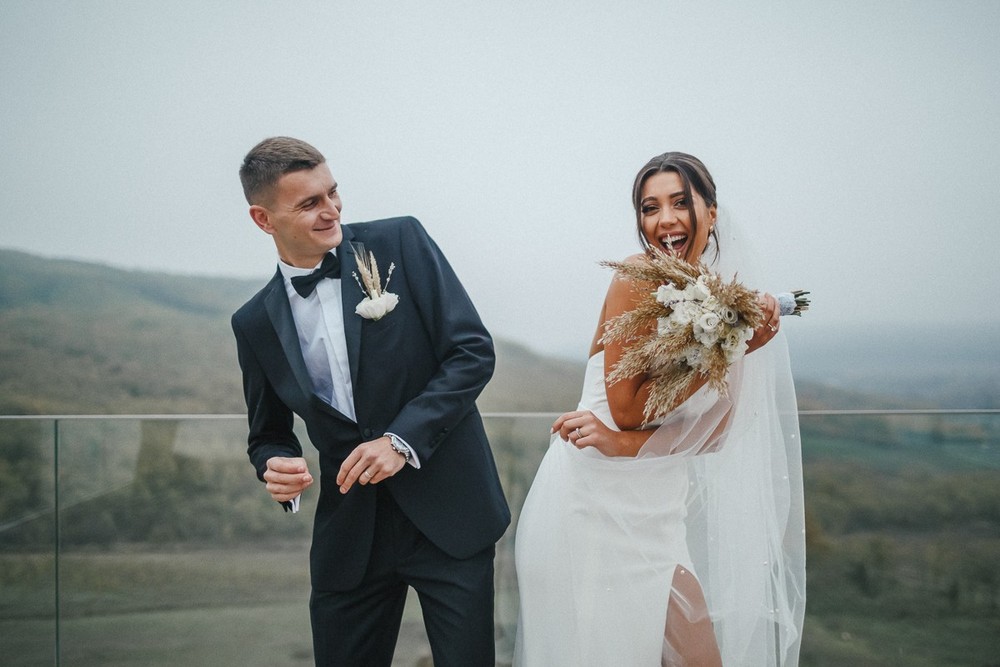 Roman & Victoria