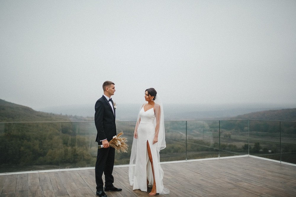 Roman & Victoria