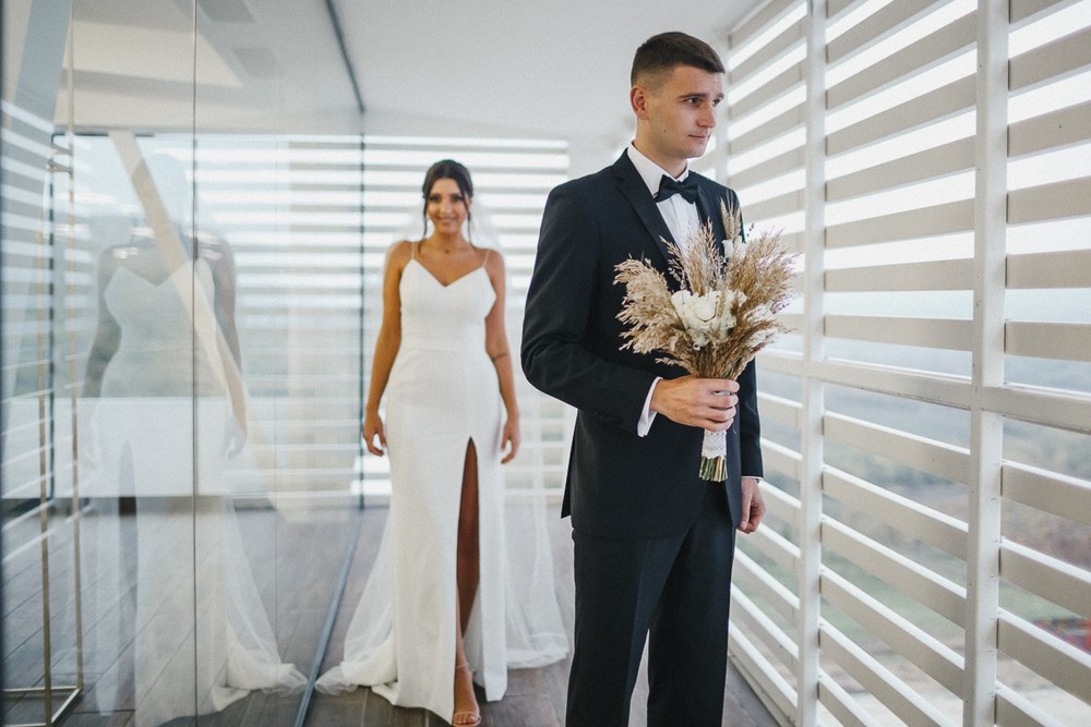 Roman & Victoria