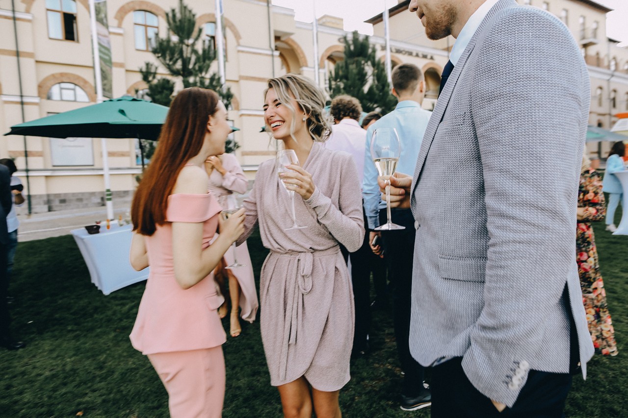 #морегорылюбовь
