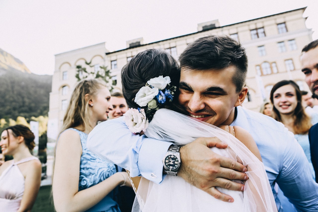 #морегорылюбовь