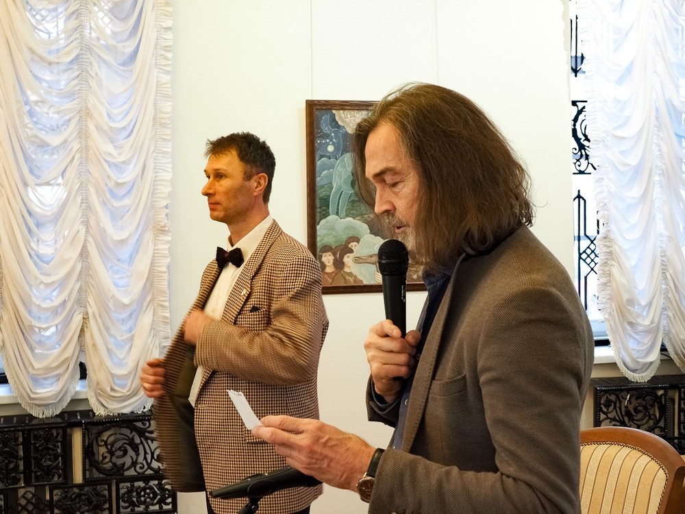 Никас Сафронов в Оренбурге выставка картин художественные товары 