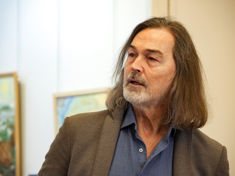 Никас Сафронов в Оренбурге выставка картин художественные товары 