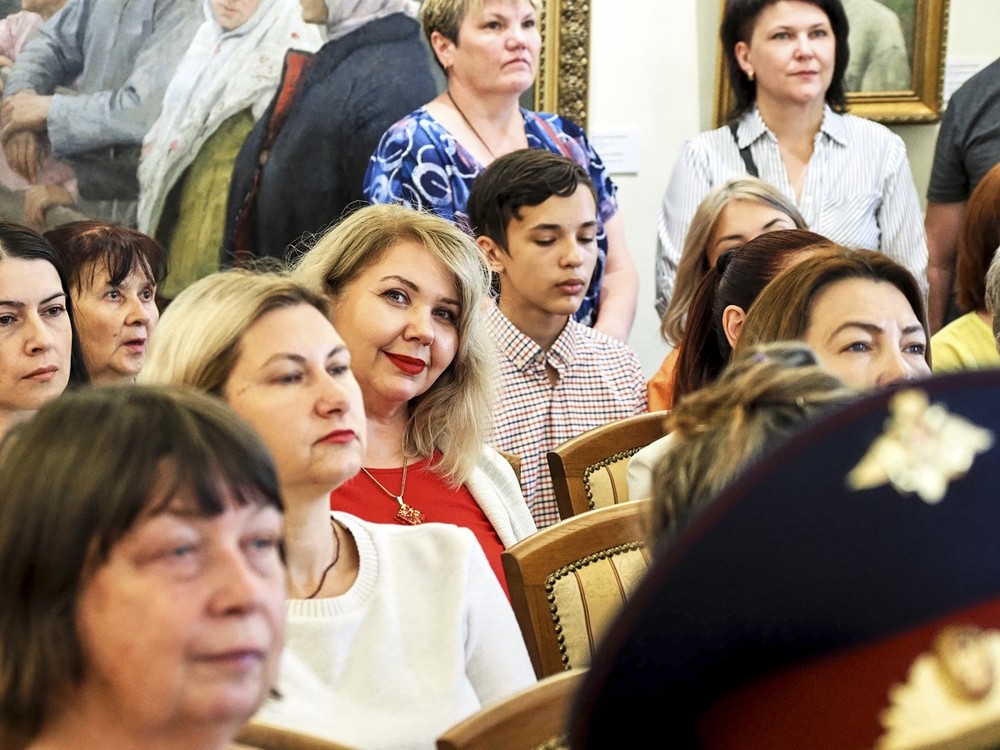 Наивные художники про Петра Великого