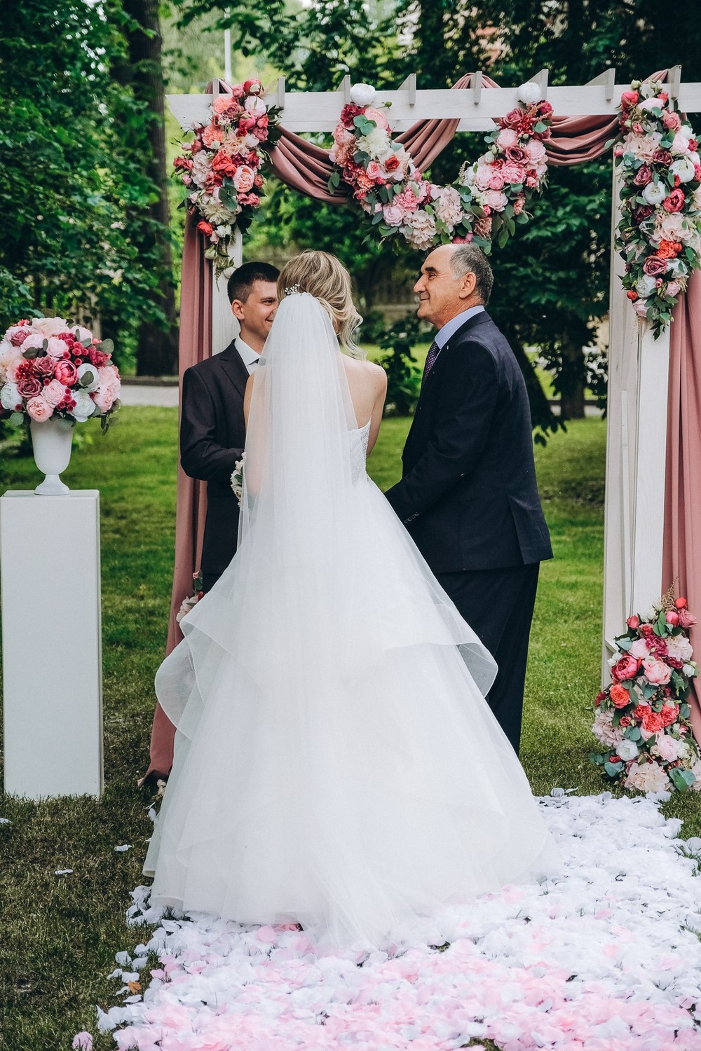 ANATOLY & VIOLETA