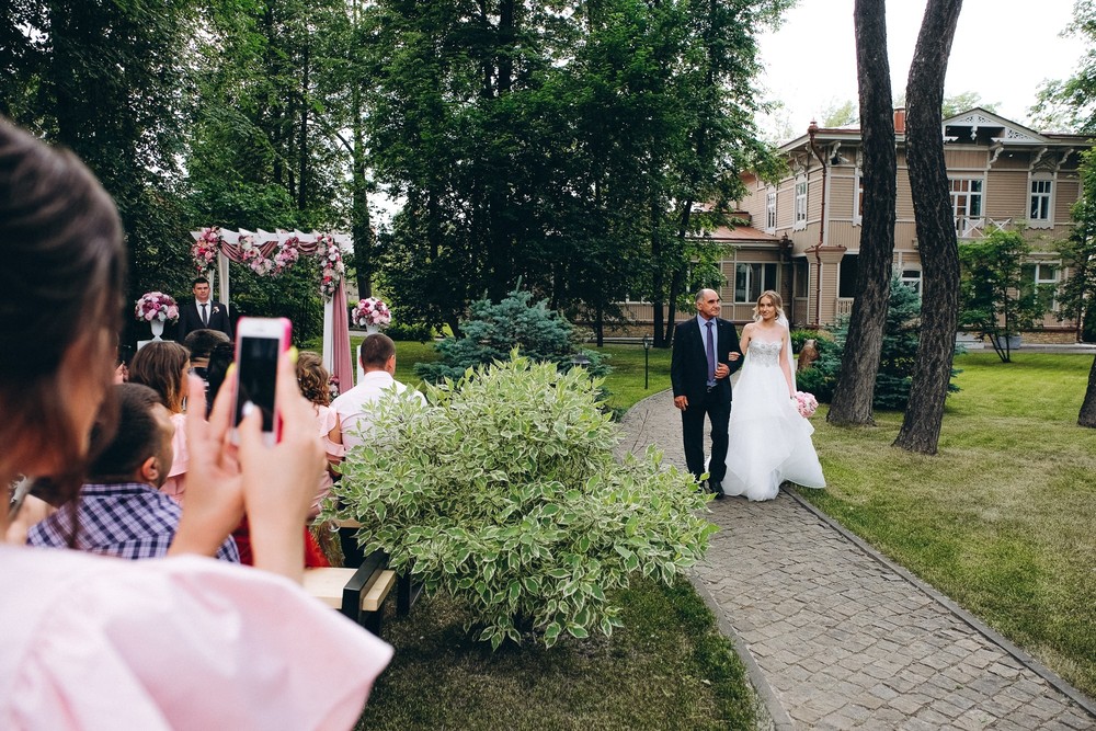 ANATOLY & VIOLETA