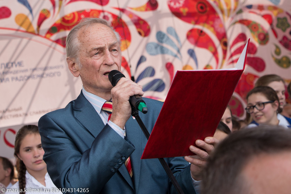 Михаил Иванович Ножкин — советский и российский актёр театра и кино