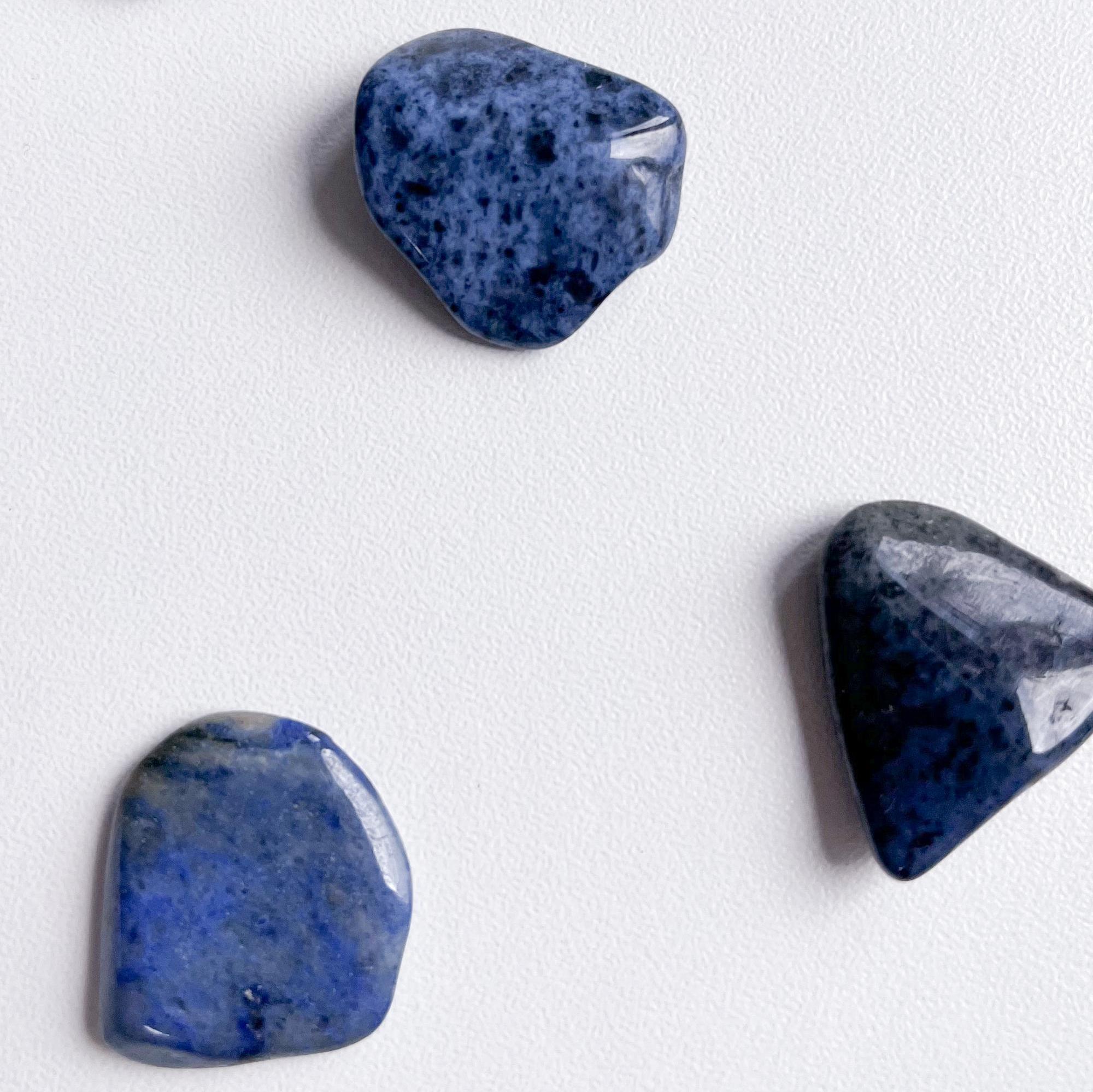 Дюмортьерит 