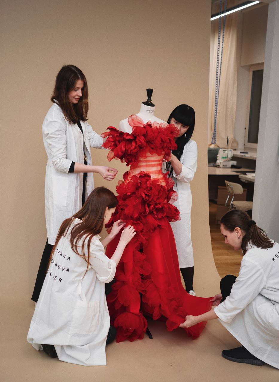 Abigail Melvira Couture 21